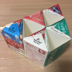 手作りおもちゃその９ 牛乳パックde踏み台